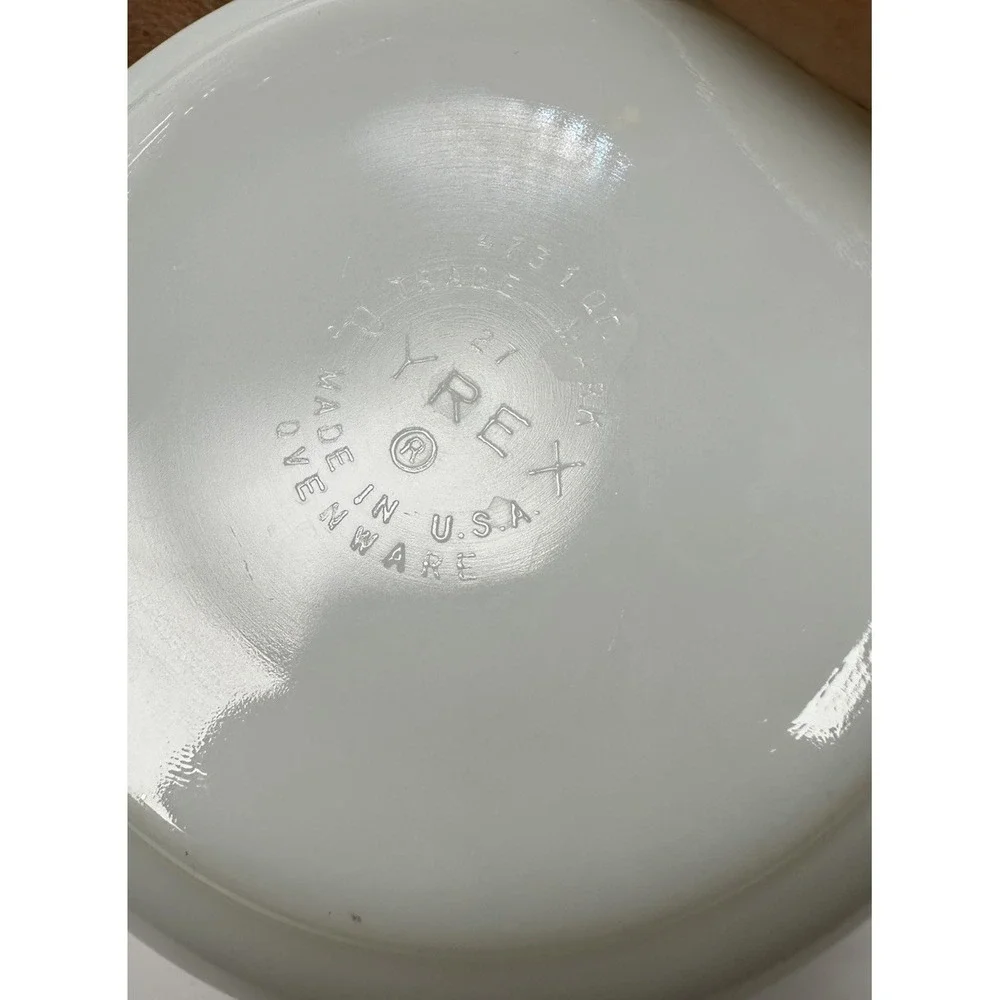 Vintage Pyrex Autumn Floral‎ Verde Squares Olive Green 1 Qt USA Ovenware